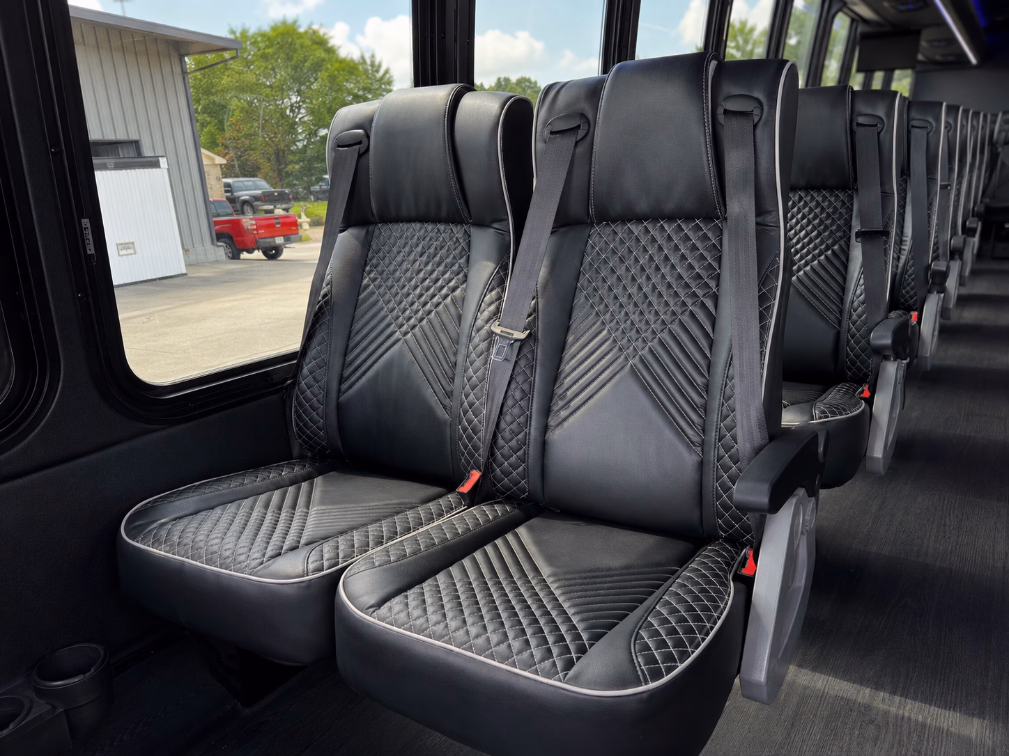 airport shuttle buses for tulsa wedding guests