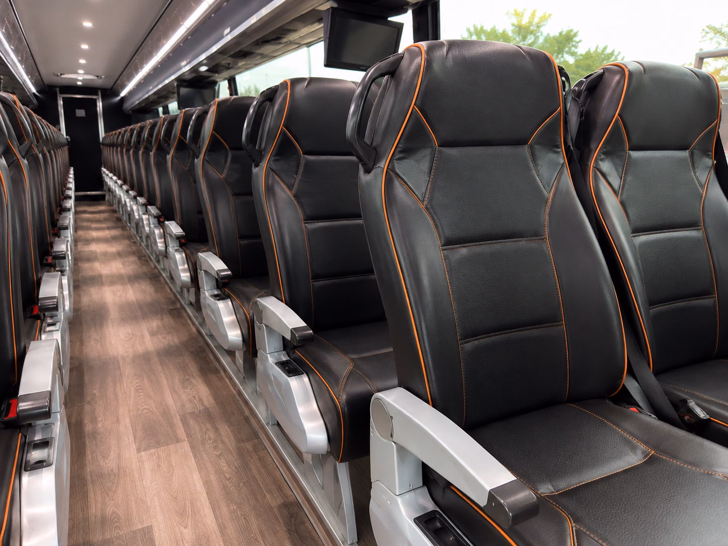 bus rentals for tulsa wine and food festival groups and oktoberfest tulsa