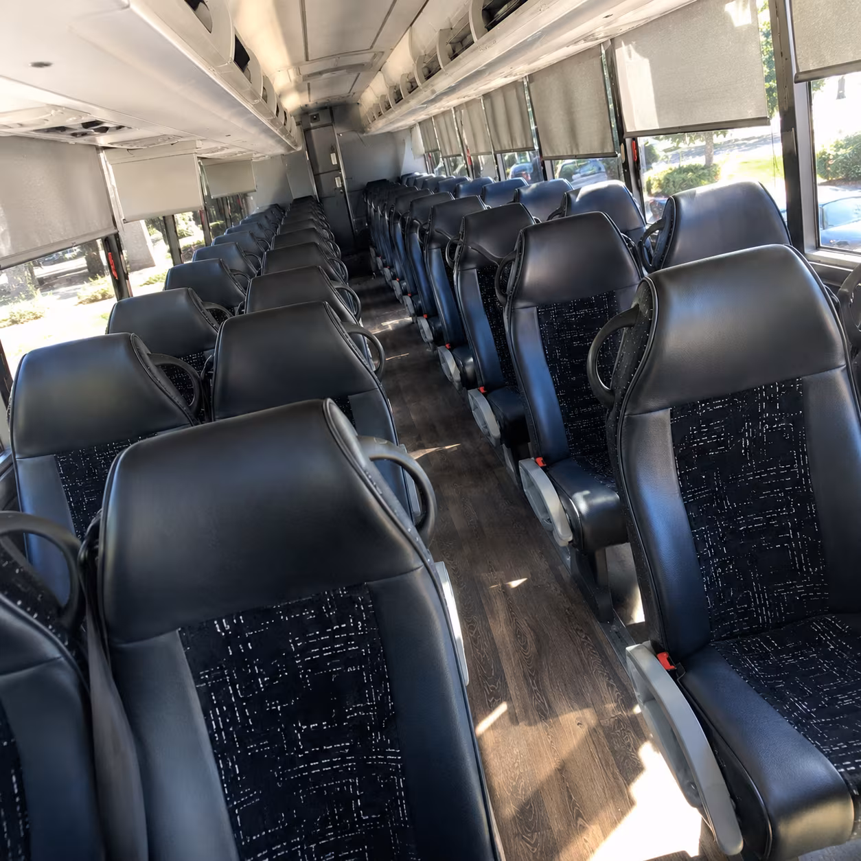 charter buses for tulsa zoo field trips keep every student together