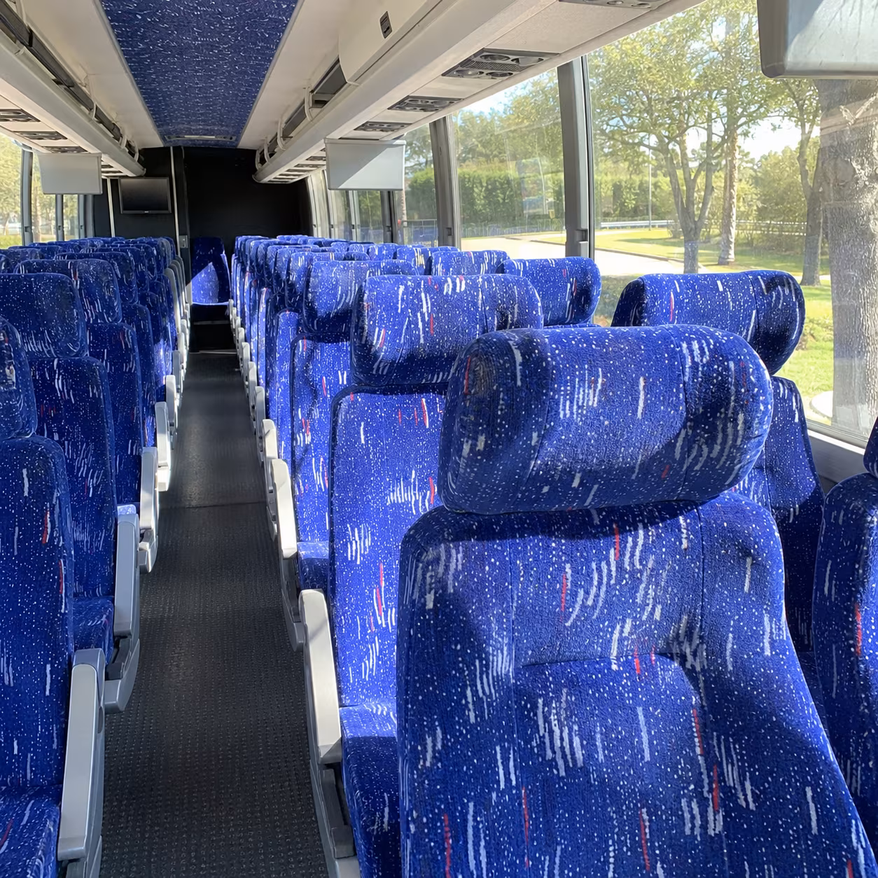 how the distance and duration of your trip affect charter bus rates in tulsa
