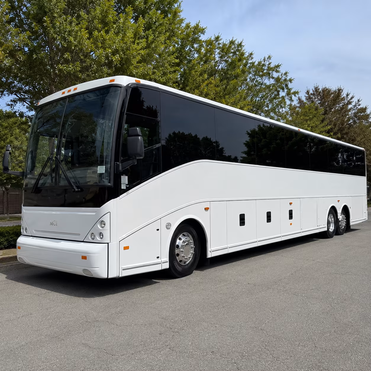 shuttle buses to oklahoma city will rogers world airport okc from tulsa
